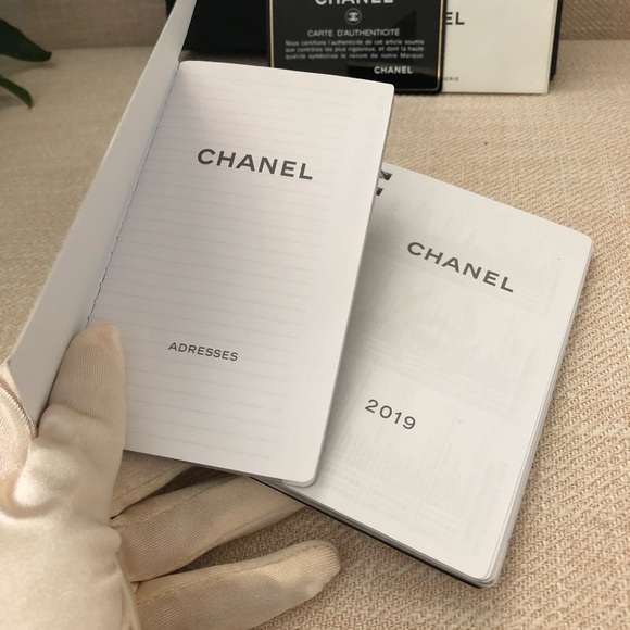 ❌SOLD❌ Chanel PM Agenda Black/Caviar LGHW -Like New - Picture 8 of 9